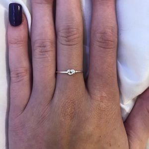 Thin silver knot ring size 8